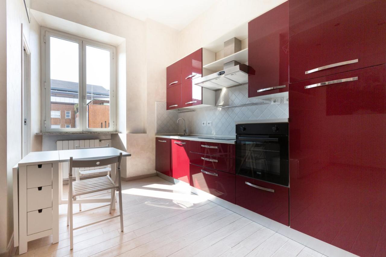 Appartamento Zara Bright Flat Milano Esterno foto