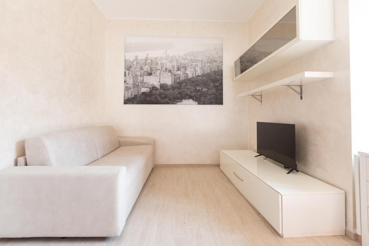 Appartamento Zara Bright Flat Milano Esterno foto